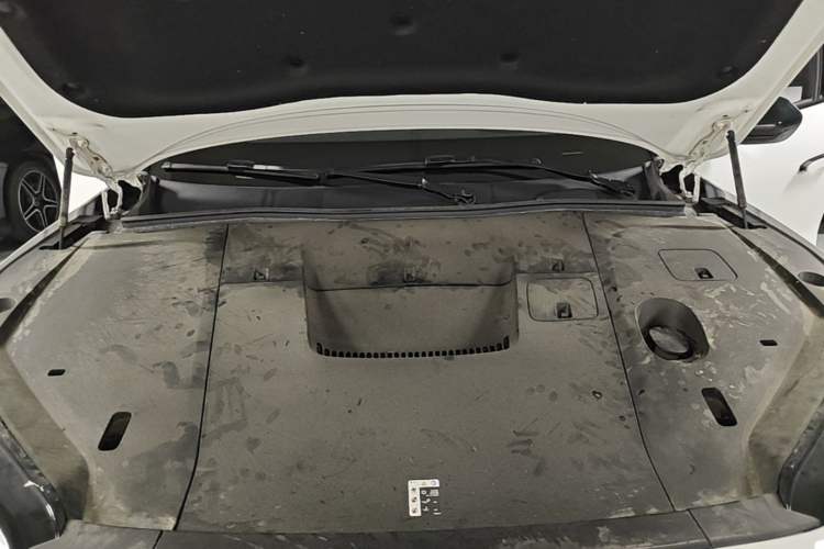 Used Nio ES6 2025 75 kWh Engine Bay