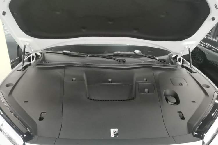 Used Nio ES6 2025 75 kWh Engine Bay