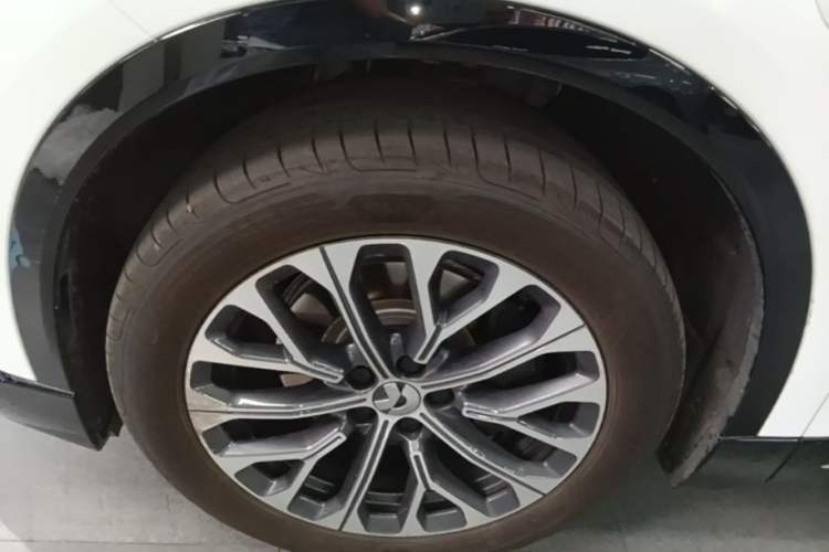 Used Nio ES6 2025 75 kWh Exterior 2