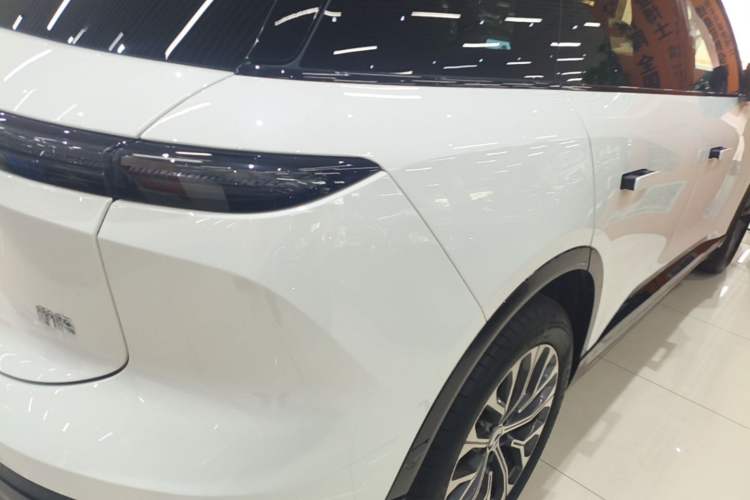 Used Nio ES6 2025 75 kWh Exterior 3