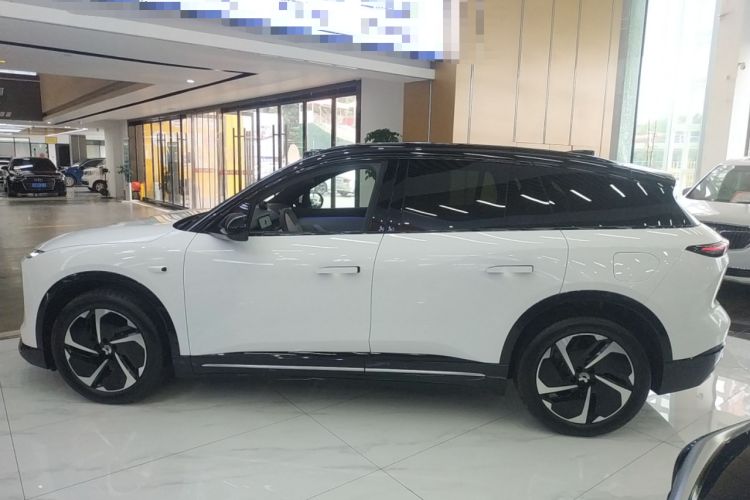 Used Nio ES6 2025 75 kWh Exterior 3