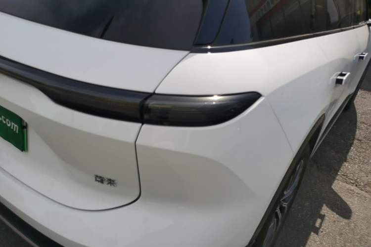 Used Nio ES6 2025 75 kWh Exterior 3