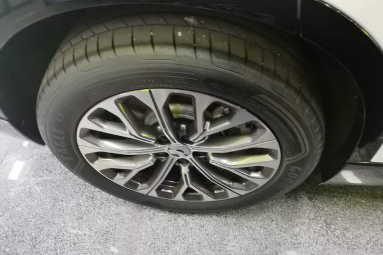 Used Nio ES6 2025 75 kWh Exterior 5