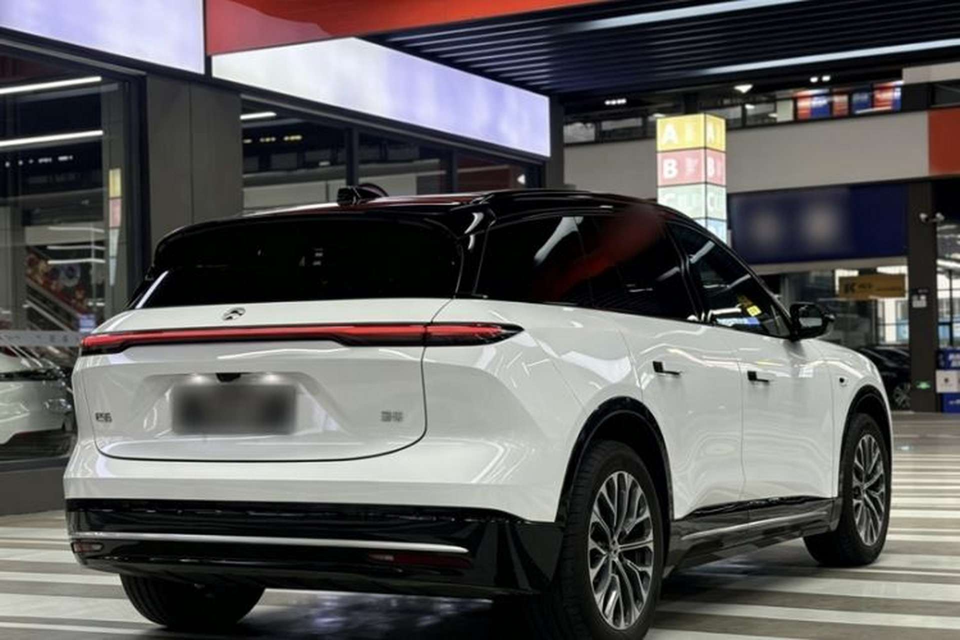 Used Nio ES6 2025 75 kWh Exterior 6