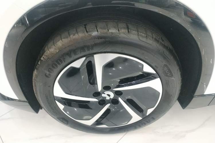 Used Nio ES6 2025 75 kWh Exterior 7