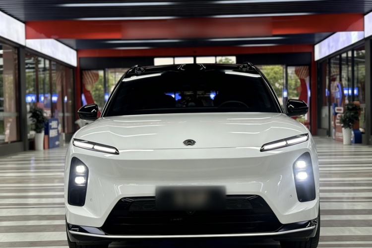 Used Nio ES6 2025 75 kWh Exterior 8