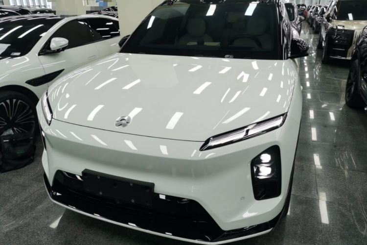 Used Nio ES6 2025 75 kWh Front