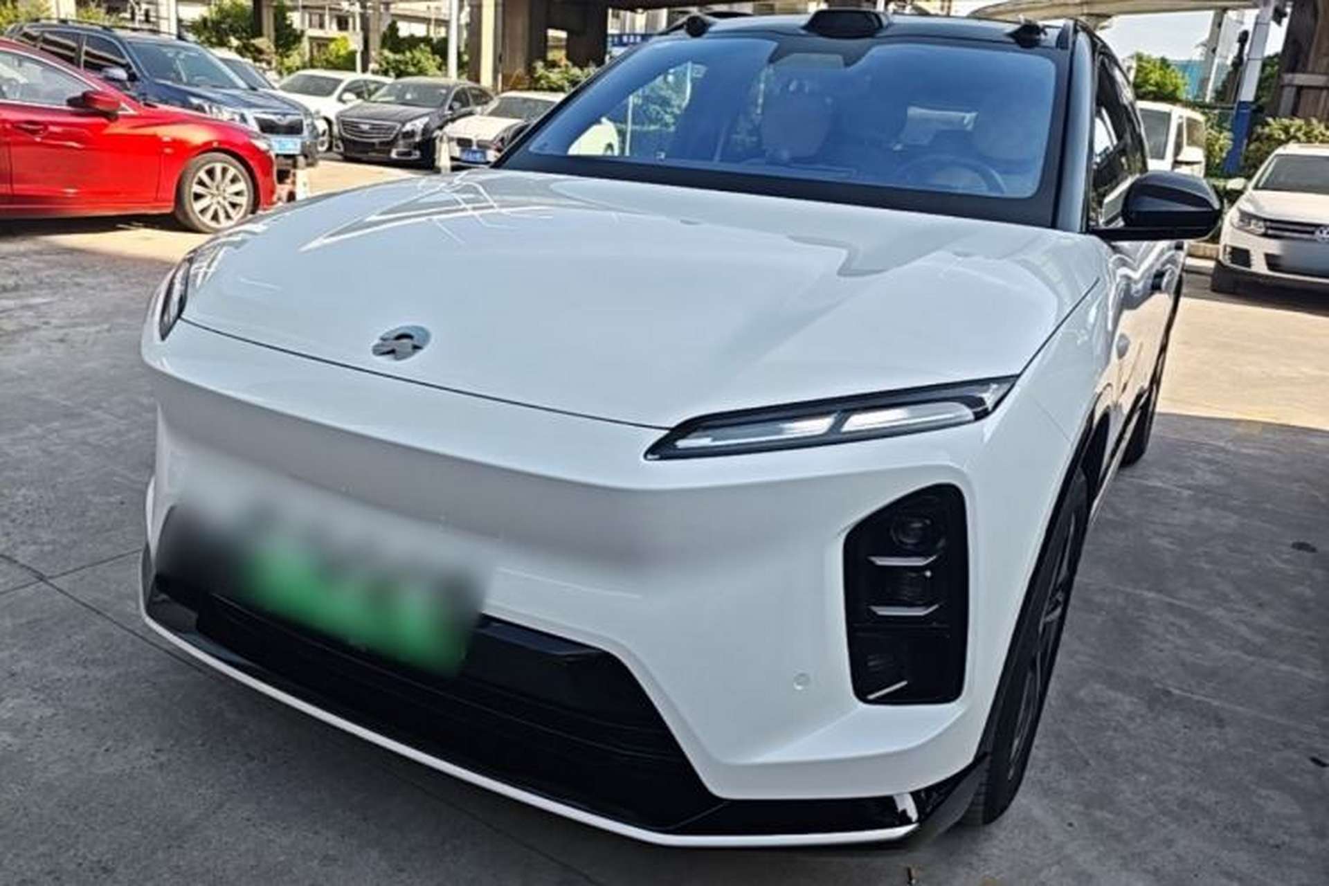 Used Nio ES6 2025 75 kWh Front Left 45 Deg