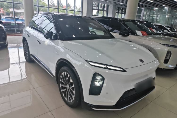 Used Nio ES6 2025 75 kWh Front Right 45 Deg