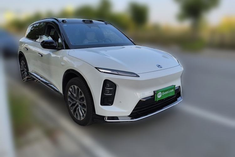 Used Nio ES6 2025 75 kWh Front Right 45 Deg
