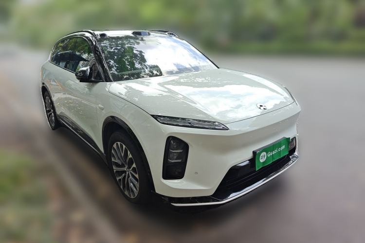 Used Nio ES6 2025 75 kWh Front Right 45 Deg