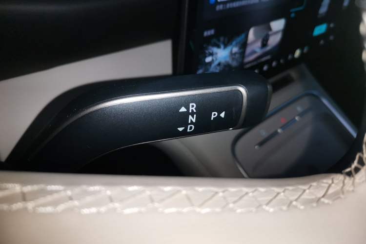 Used Nio ES6 2025 75 kWh Gear Lever
