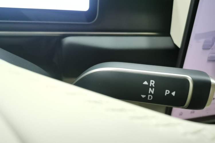 Used Nio ES6 2025 75 kWh Gear Lever