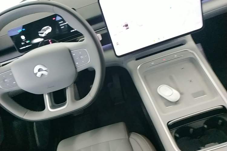 Used Nio ES6 2025 75 kWh Gear Lever