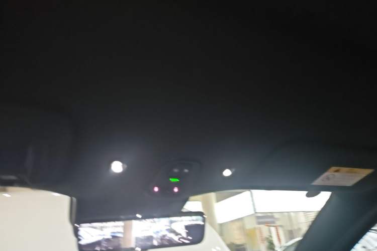 Used Nio ES6 2025 75 kWh Headliner