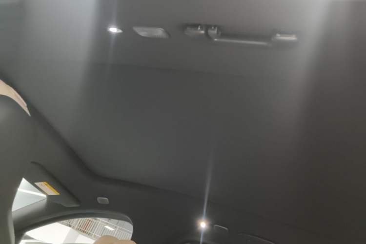 Used Nio ES6 2025 75 kWh Headliner
