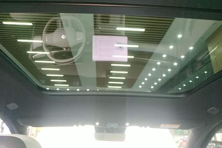 Used Nio ES6 2025 75 kWh Headliner