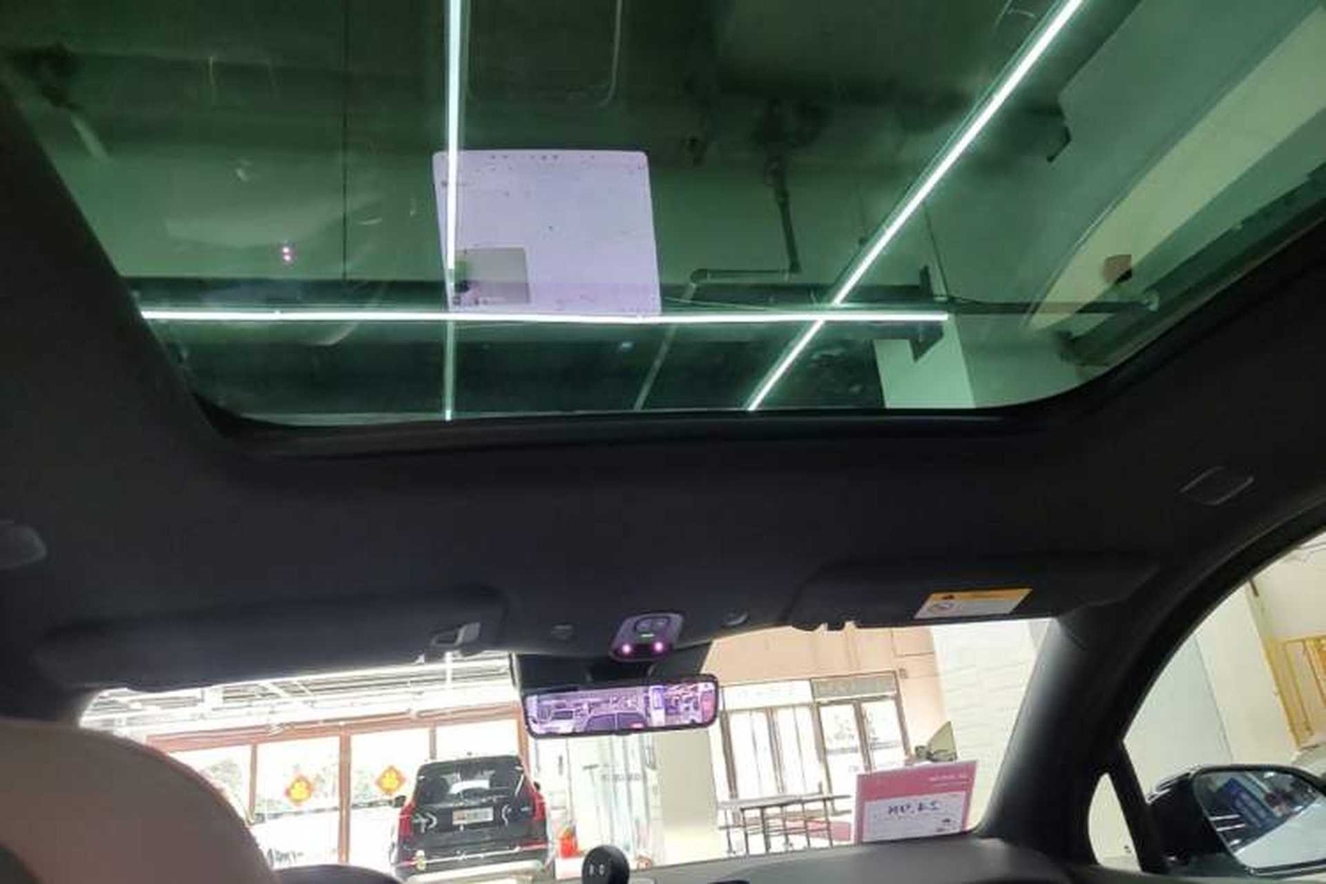 Used Nio ES6 2025 75 kWh Headliner