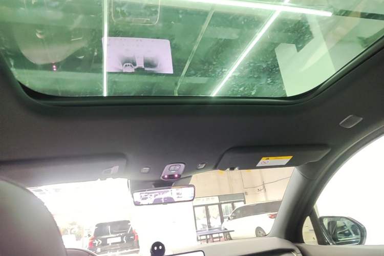 Used Nio ES6 2025 75 kWh Headliner