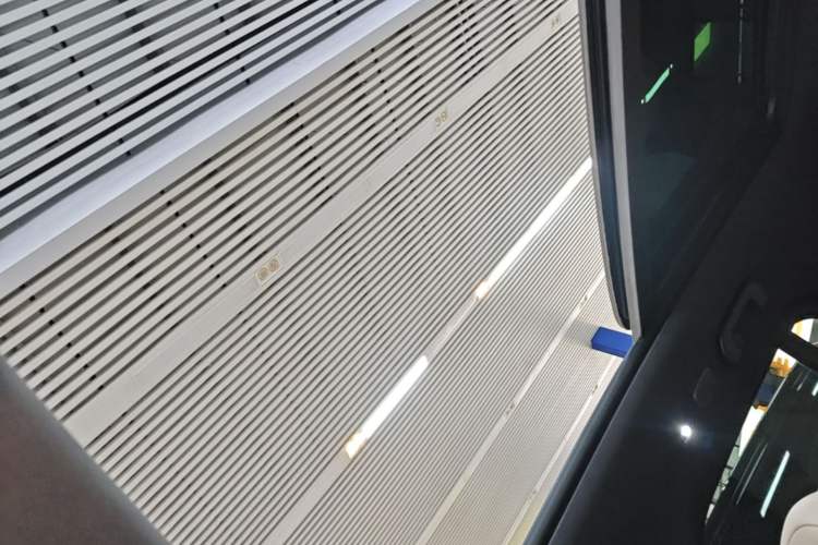 Used Nio ES6 2025 75 kWh Headliner