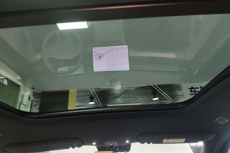 Used Nio ES6 2025 75 kWh Headliner