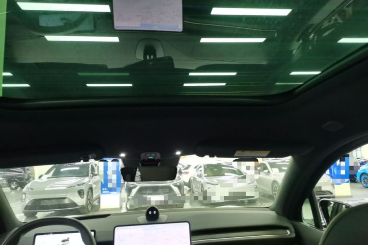 Used Nio ES6 2025 75 kWh Headliner