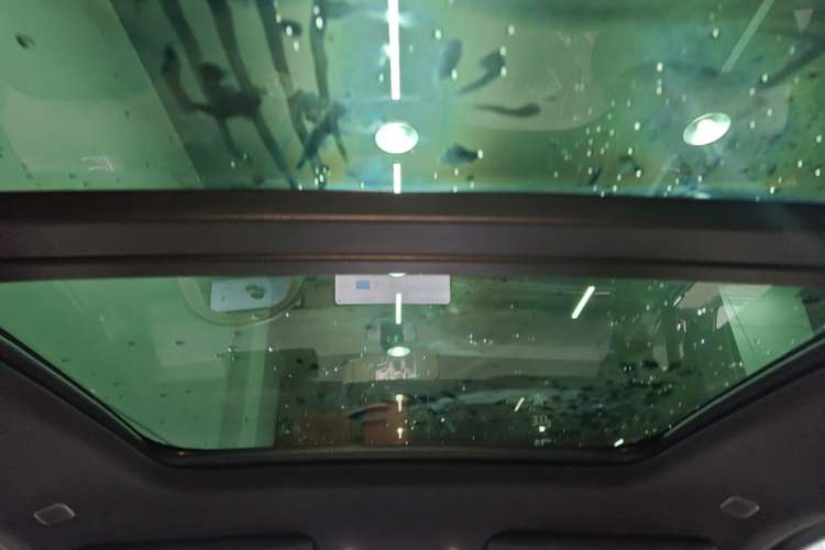 Used Nio ES6 2025 75 kWh Headliner