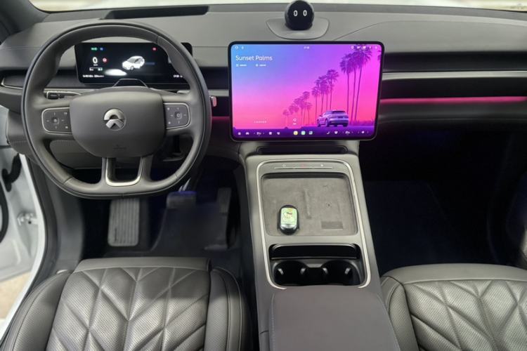 Used Nio ES6 2025 75 kWh Interior 2