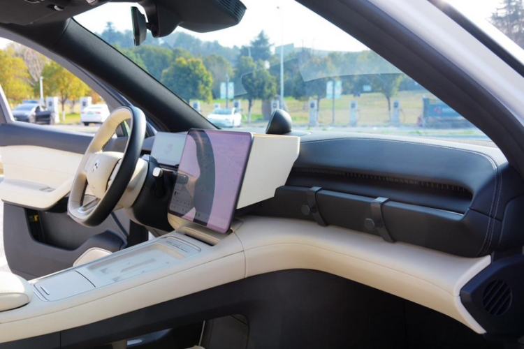 Used Nio ES6 2025 75 kWh Interior 2