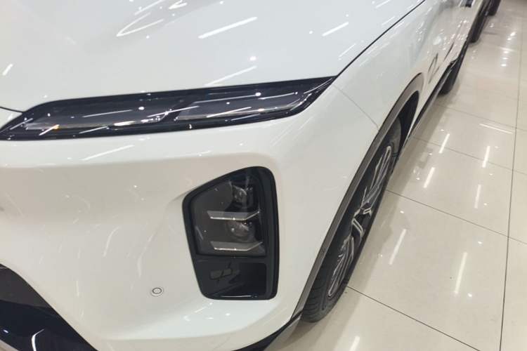 Used Nio ES6 2025 75 kWh Left Front Headlight