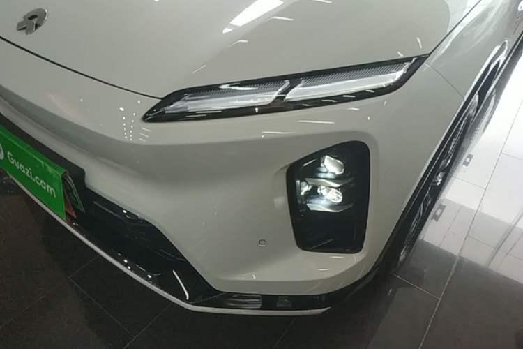 Used Nio ES6 2025 75 kWh Left Front Headlight