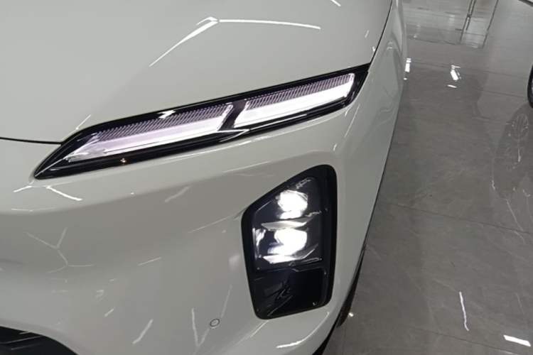 Used Nio ES6 2025 75 kWh Left Front Headlight