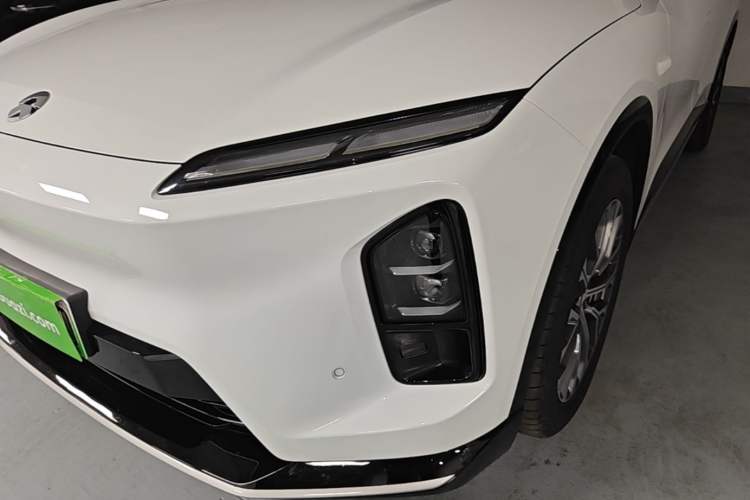 Used Nio ES6 2025 75 kWh Left Front Headlight