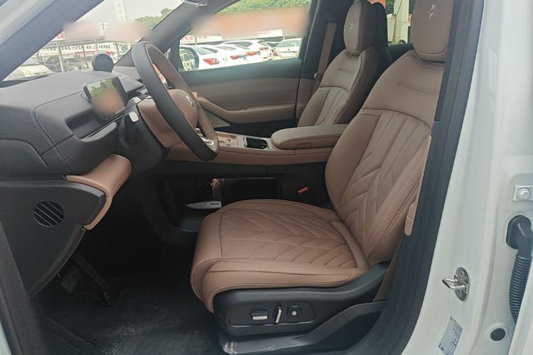 Used Nio ES6 2025 100 kWh Left Front Seat