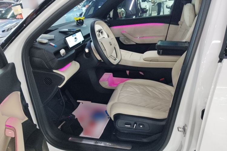 Used Nio ES6 2025 75 kWh Left Front Seat