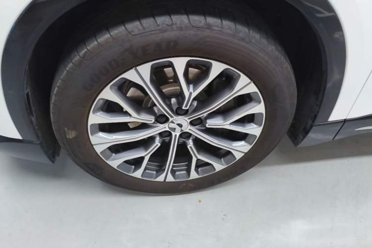Used Nio ES6 2025 75 kWh Left Front Wheel Hub