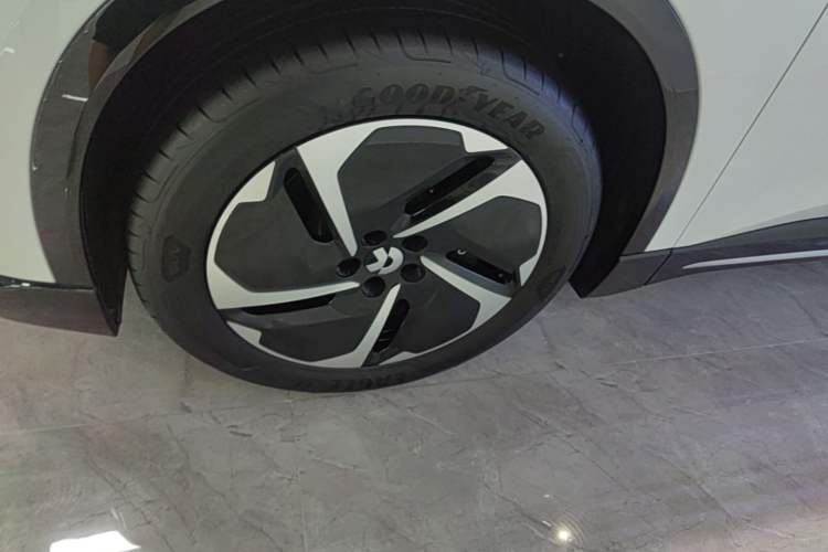 Used Nio ES6 2025 100 kWh Left Front Wheel Hub