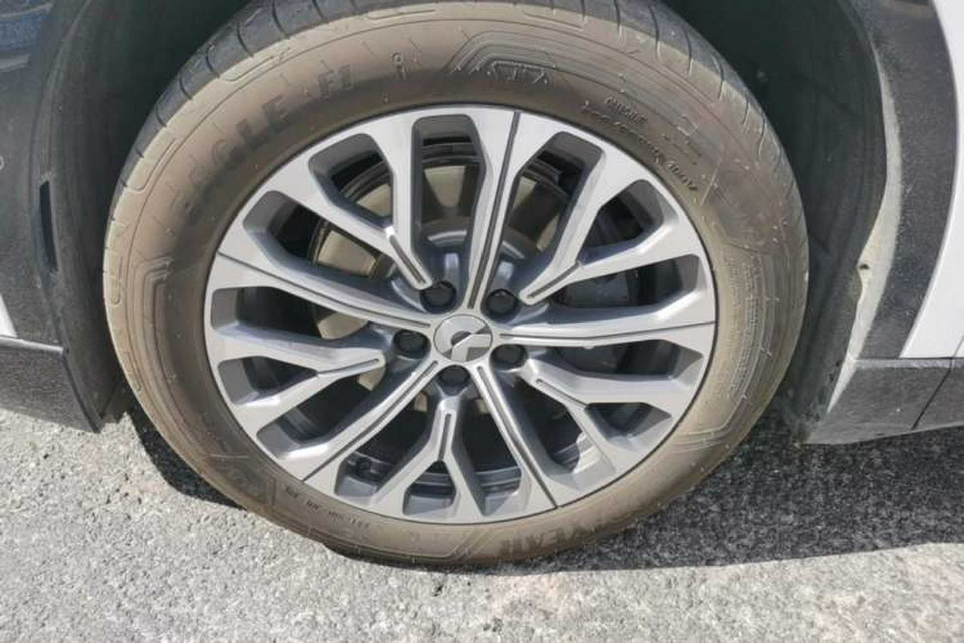 Used Nio ES6 2025 75 kWh Left Front Wheel Hub