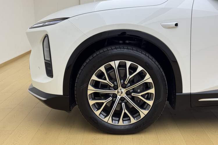 Used Nio ES6 2025 75 kWh Left Front Wheel Hub