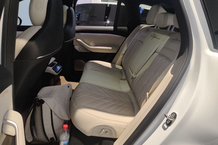 Used Nio ES6 2025 75 kWh Left Rear Seat