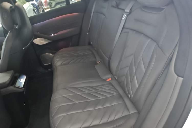 Used Nio ES6 2025 75 kWh Left Rear Seat