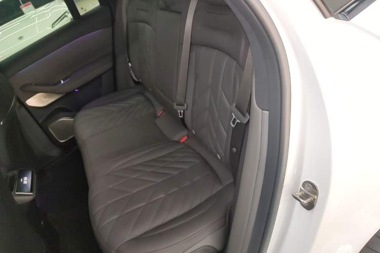 Used Nio ES6 2025 75 kWh Left Rear Seat