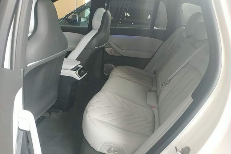 Used Nio ES6 2025 75 kWh Left Rear Seat