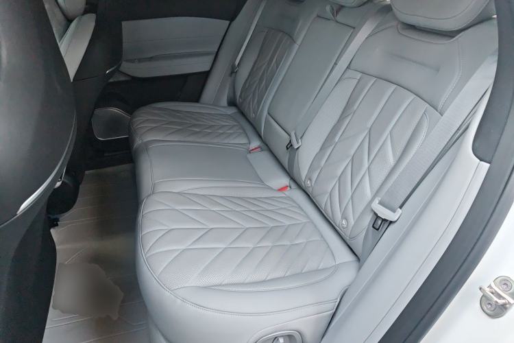 Used Nio ES6 2025 75 kWh Left Rear Seat