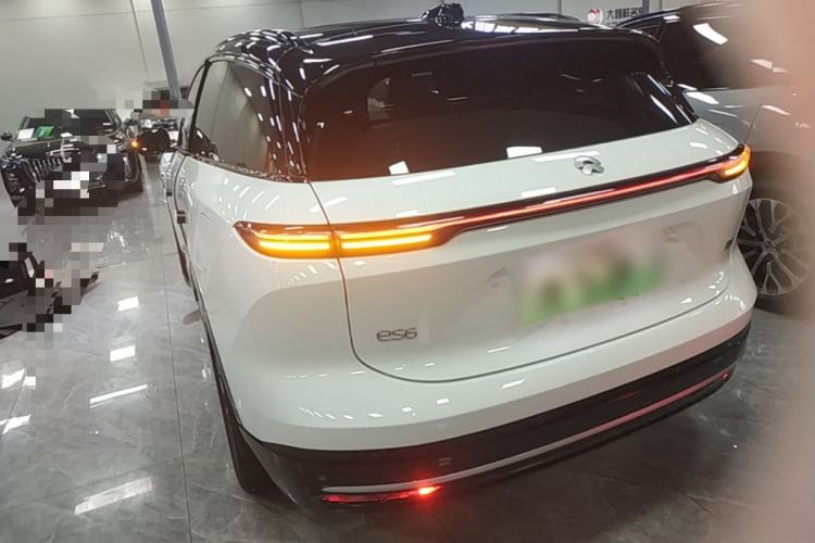 Used Nio ES6 2025 75 kWh Rear Left 45 Deg