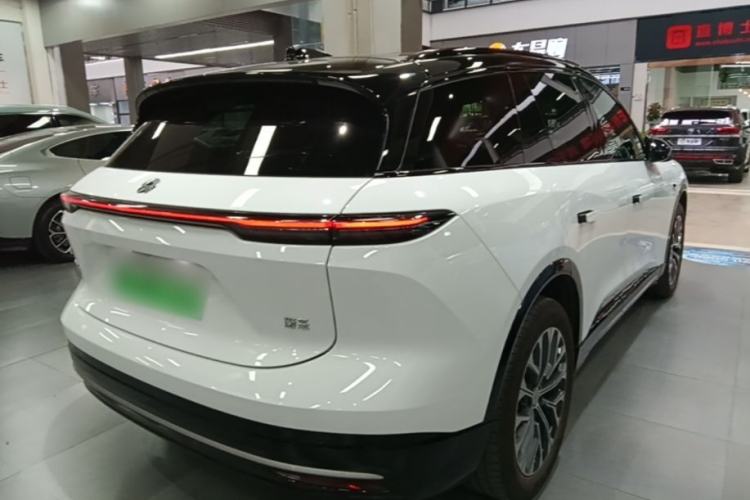 Used Nio ES6 2025 75 kWh Rear Right 45 Deg