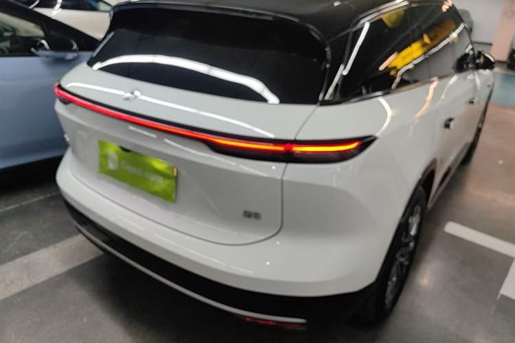 Used Nio ES6 2025 75 kWh Rear Right 45 Deg