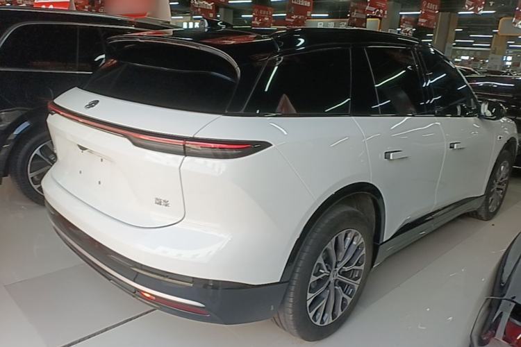 Used Nio ES6 2025 75 kWh Rear Right 45 Deg