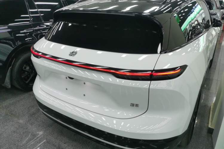 Used Nio ES6 2025 75 kWh Rear Right 45 Deg