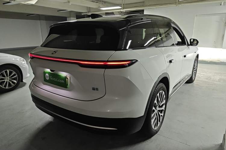 Used Nio ES6 2025 75 kWh Rear Right 45 Deg